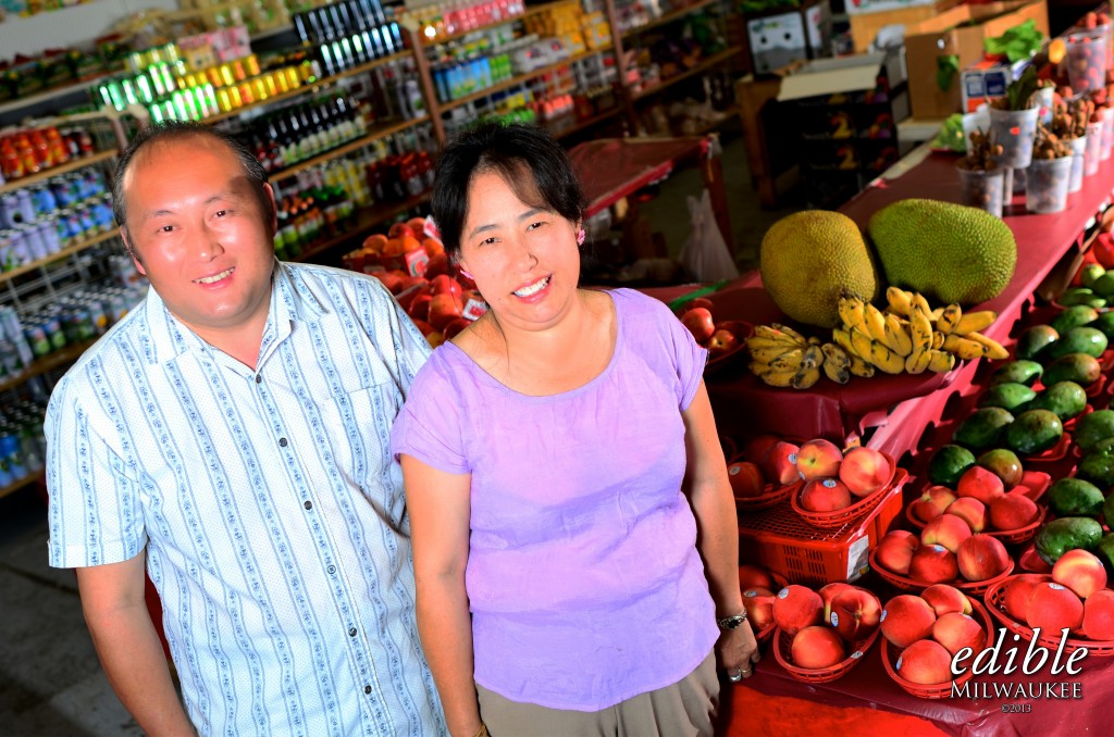 Pai Yang and Tou Vang, the husband-wife team behind Milwaukee Asian Market Phongsavan